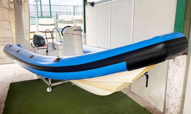 Retubing de embarcaciones de salvamento en Tenerife